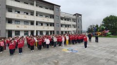 房县五龙小学开展食物平安教育从题勾当 建牢健